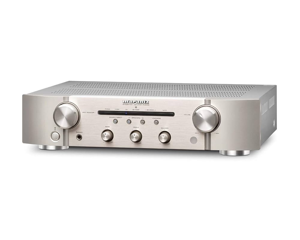 marantz PM5005 シルバー 2014年製 Marantz PM5005: Fully equipped entry-level amplifier
